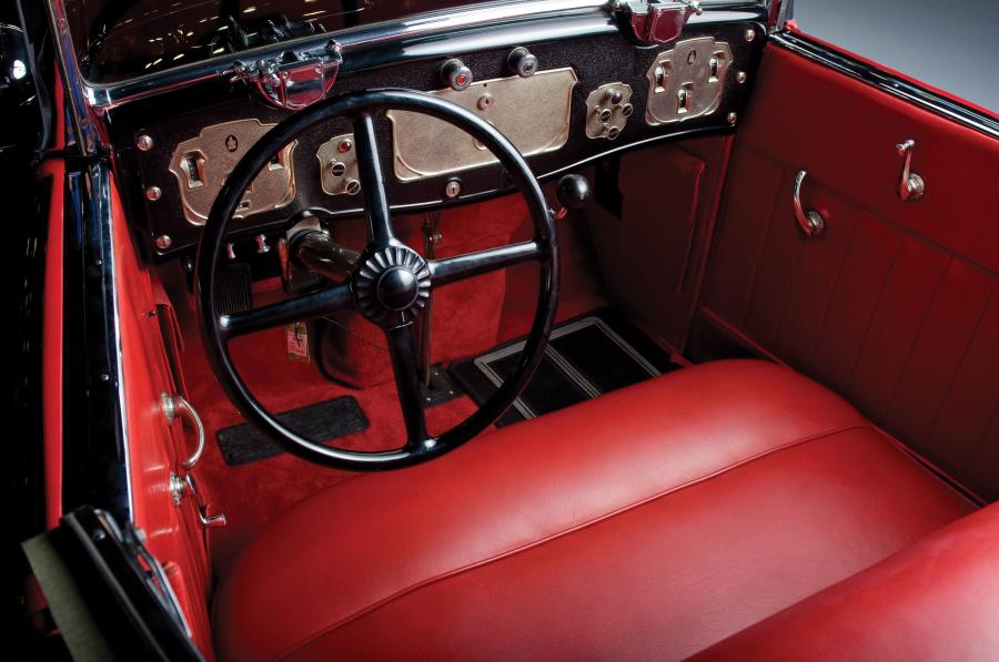 Торпедо Cord L-29 Convertible 1931 года  (фото 6 из 51)